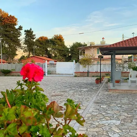 Ginevra Holiday home *