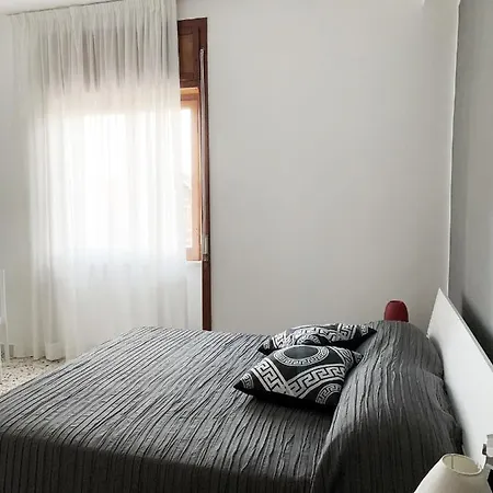 Holiday home Ginevra *
